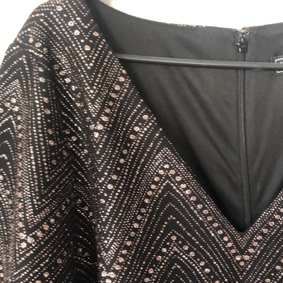 Jessica Howard 18W Black Gold Metallic Chevron Party Dress Bell Sleeves - Picture 2 of 9
